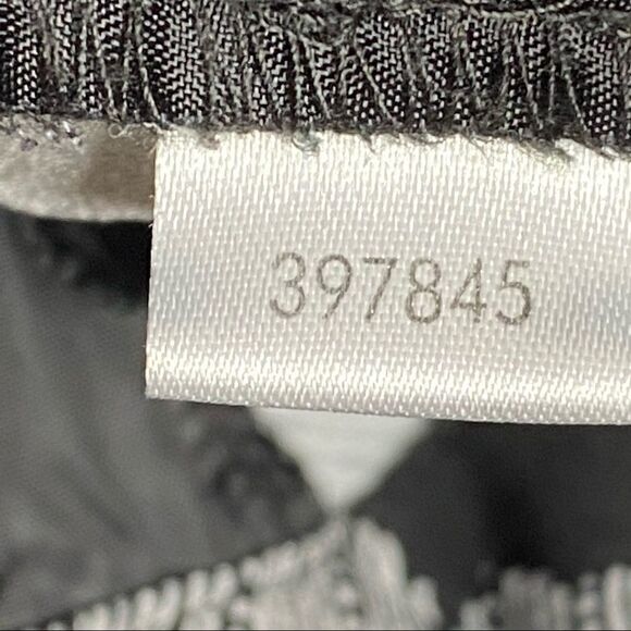 Ann Taylor factory black and white floral shorts size 0 - Picture 13 of 16